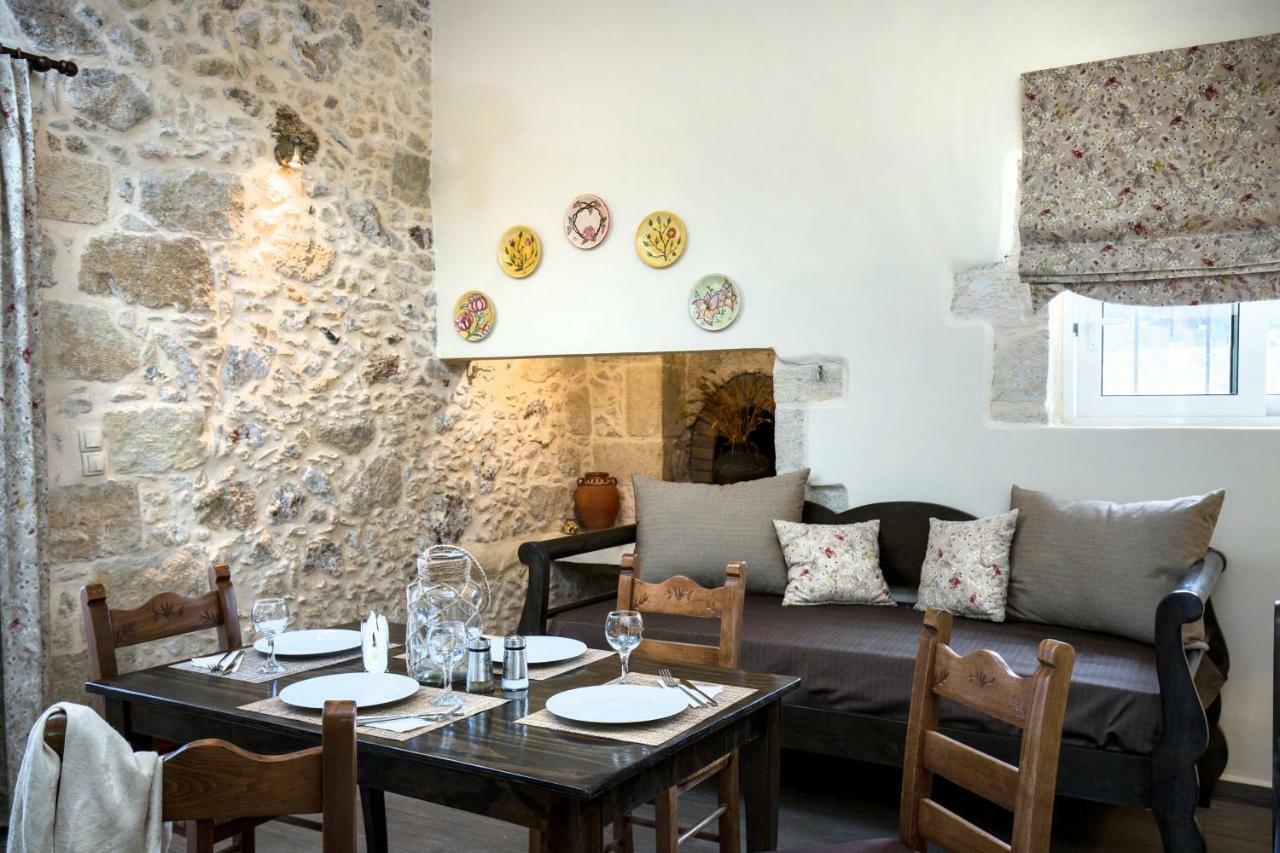 Margarita'S Stone House Daire Plátanos Dış mekan fotoğraf