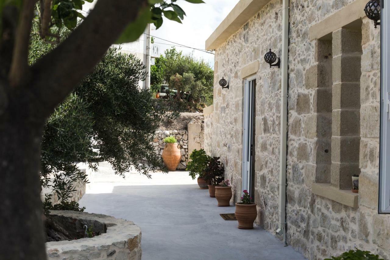 Margarita'S Stone House Daire Plátanos Dış mekan fotoğraf